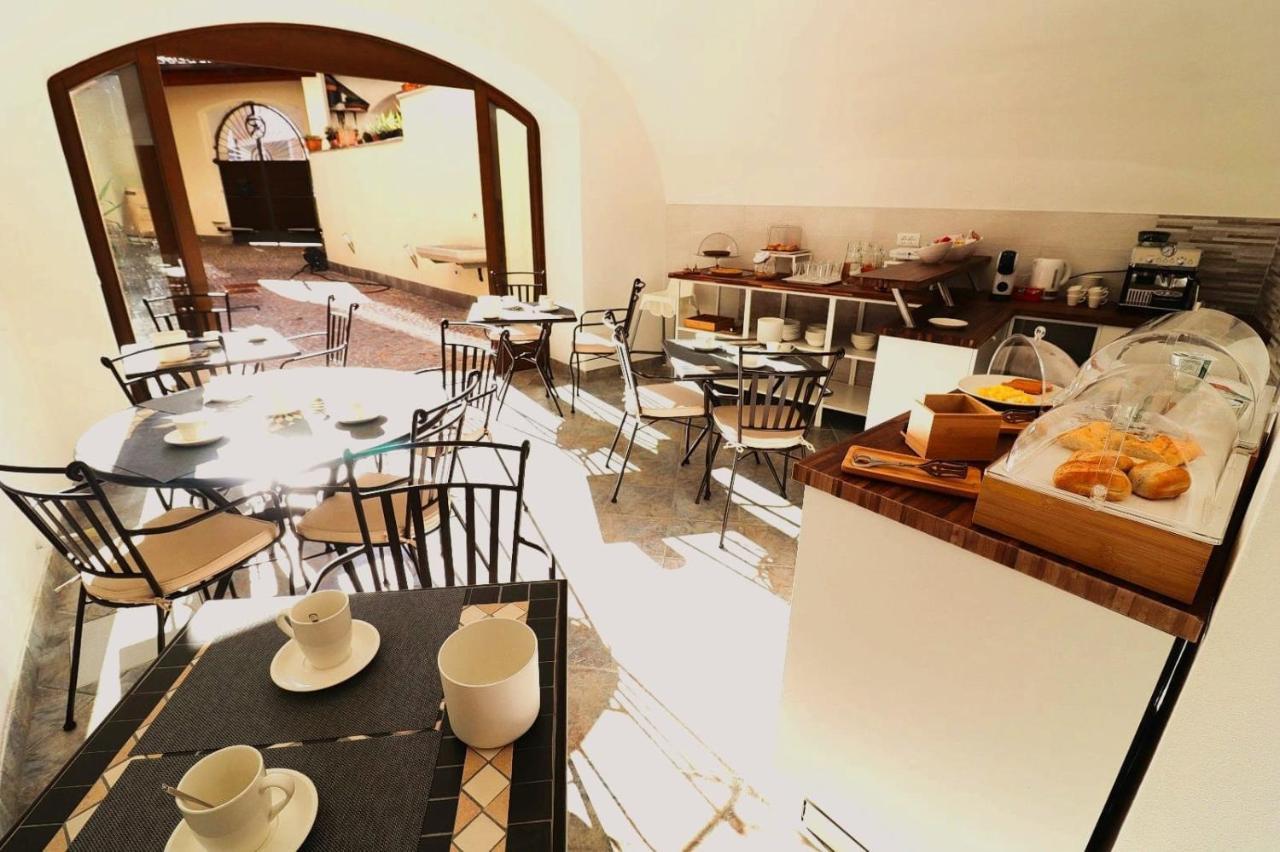 Sentieri Del Garda Bed and Breakfast Arco Exteriör bild